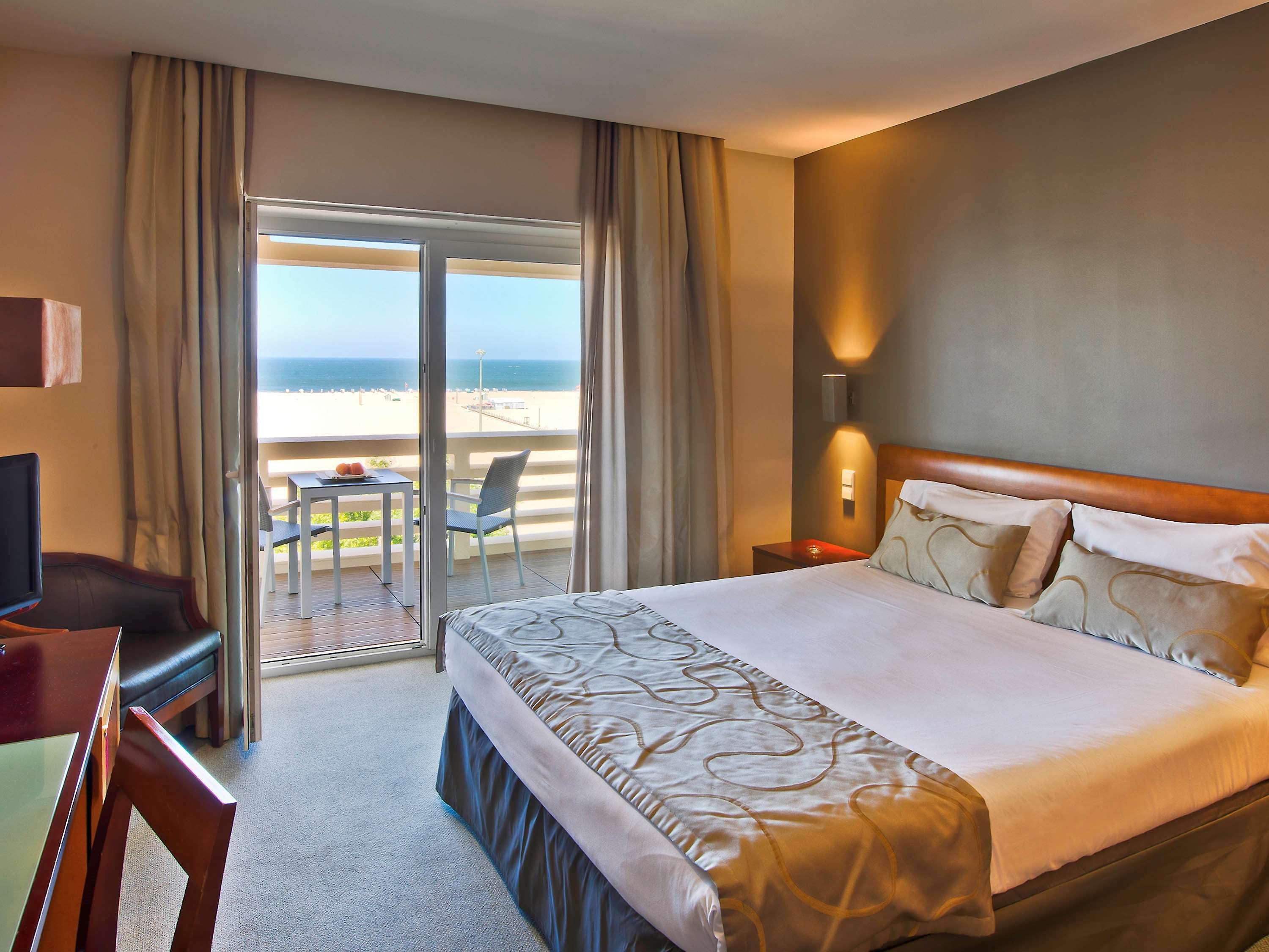 Hotel Mercure Фигейра-да-Фош Экстерьер фото