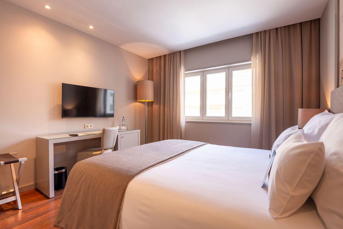 Hotel Mercure Фигейра-да-Фош Экстерьер фото