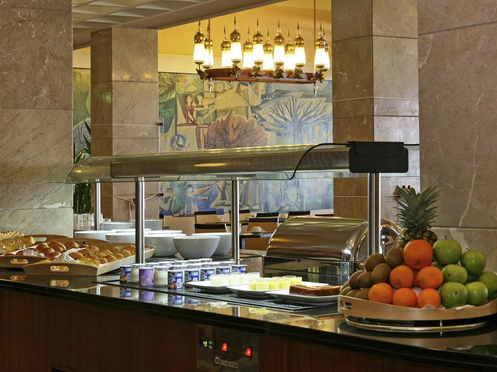 Hotel Mercure Фигейра-да-Фош Экстерьер фото